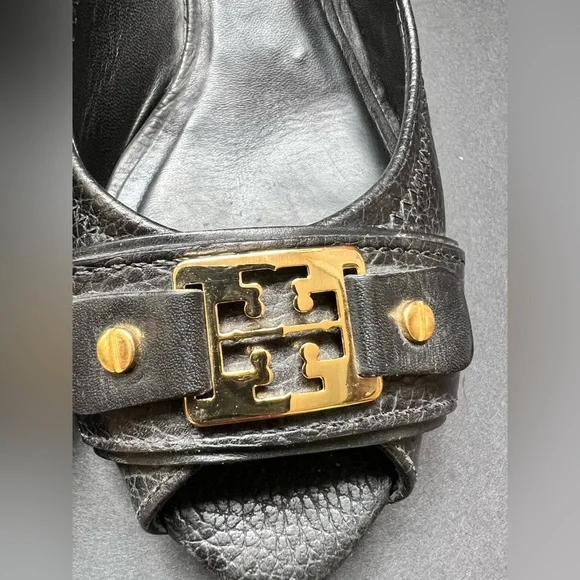 Tory Burch Blue Leather Peep Toe Wood Wedge Sandal Gold Square Emblem 9 M